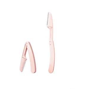 Foldable eyebrow razor for precise and safe grooming
